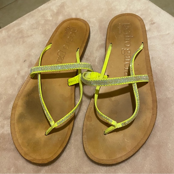 Pedro Garcia Swarvoski Crystal Yellow 
Strappy Thong
Sandal Sz 40 US 9.5 - Picture 3 of 14